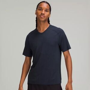Lululemon Metal Vent Tech Short Sleeve V-neck Shirt 2.0 in true navy